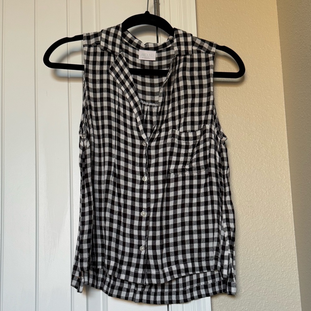ABOUND Gingham Button Up Tank Top